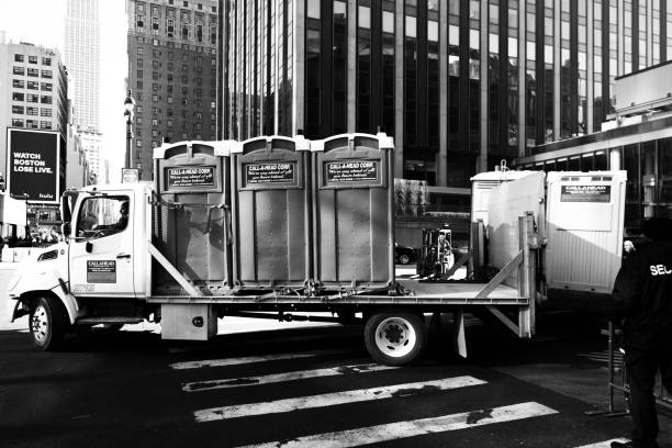 Best Portable restroom trailer rental  in Blue Ridge, AL